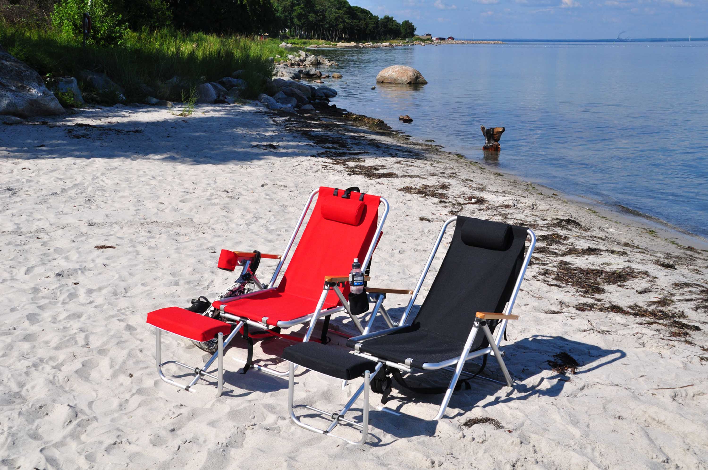 Köp Roxy strandstol - Bordeaux Kylbag & mobilficka från Fritab - Bra Möbler