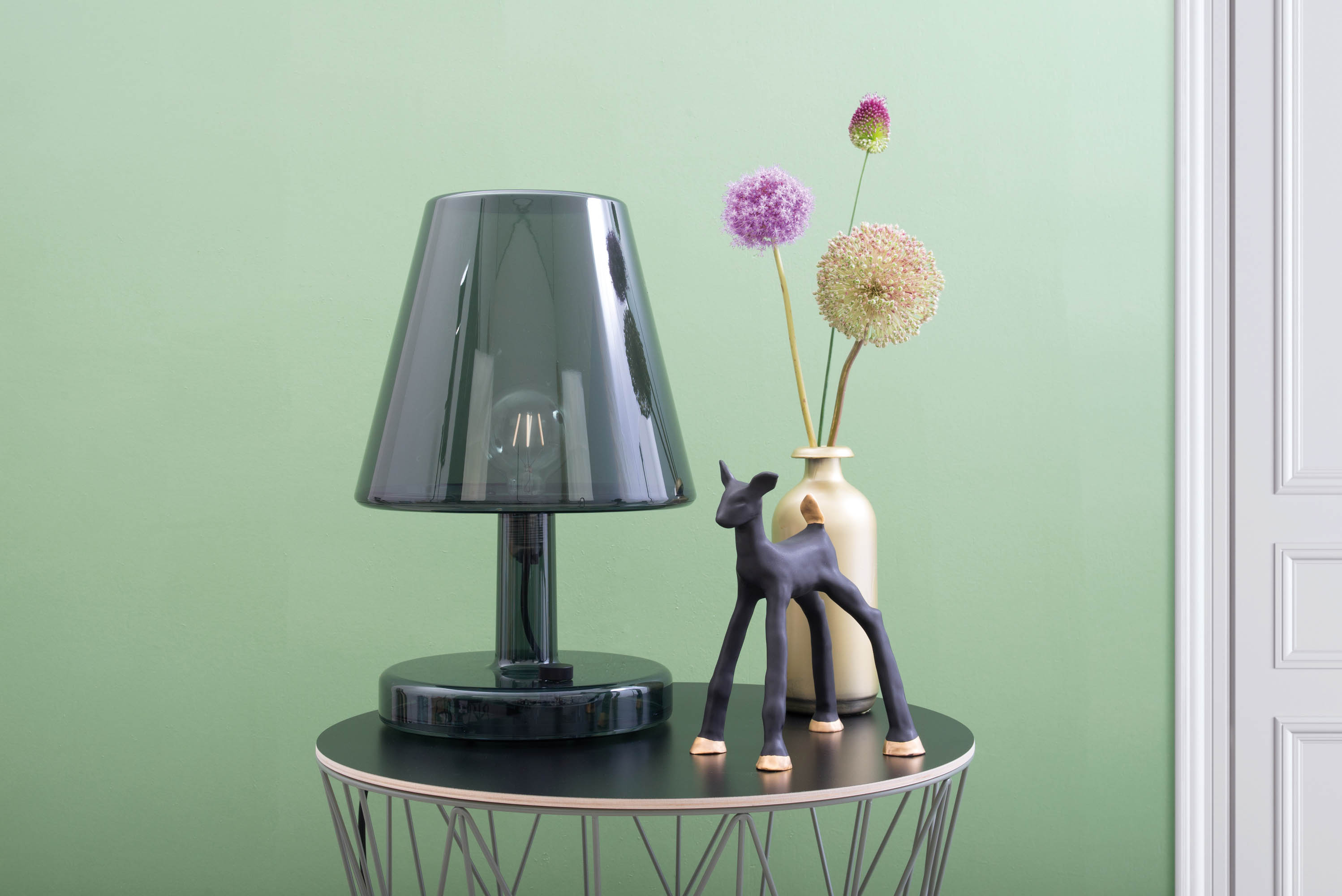 Trans-parents bordlampe