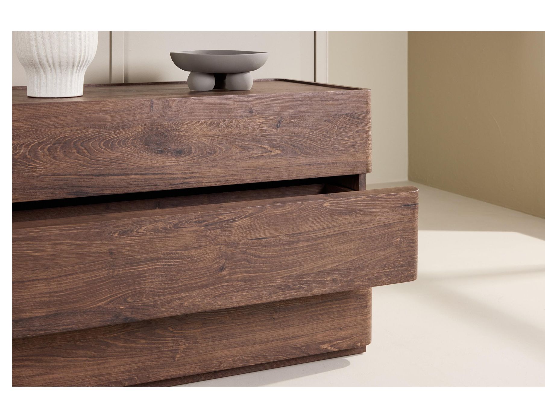 Noble bureau
