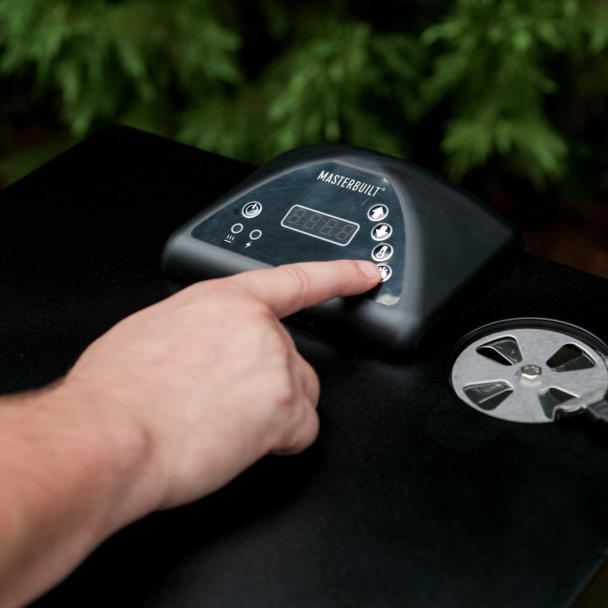 Mes 140B elektriskt rökskåp