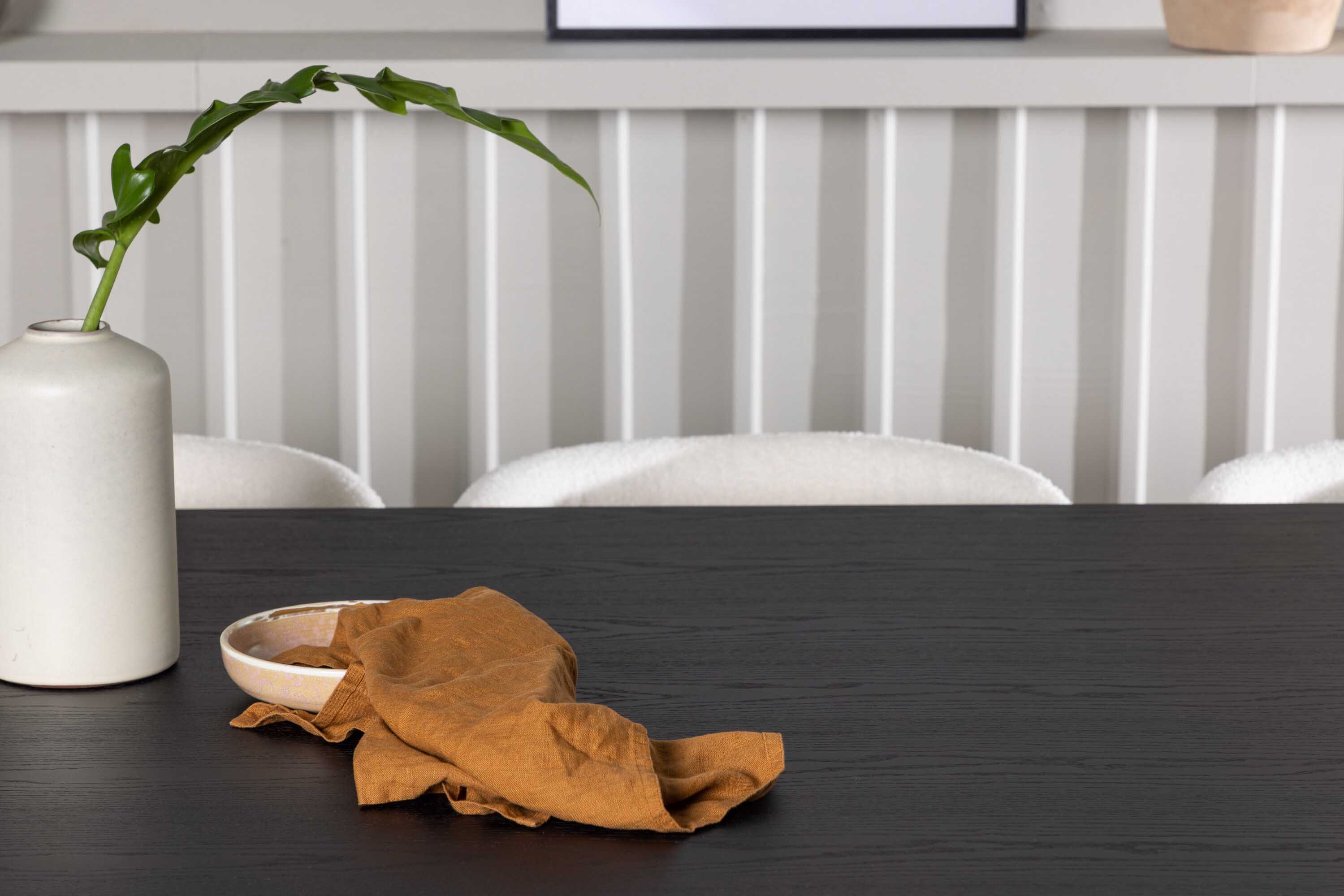 Bootcut & Edina spisegruppe