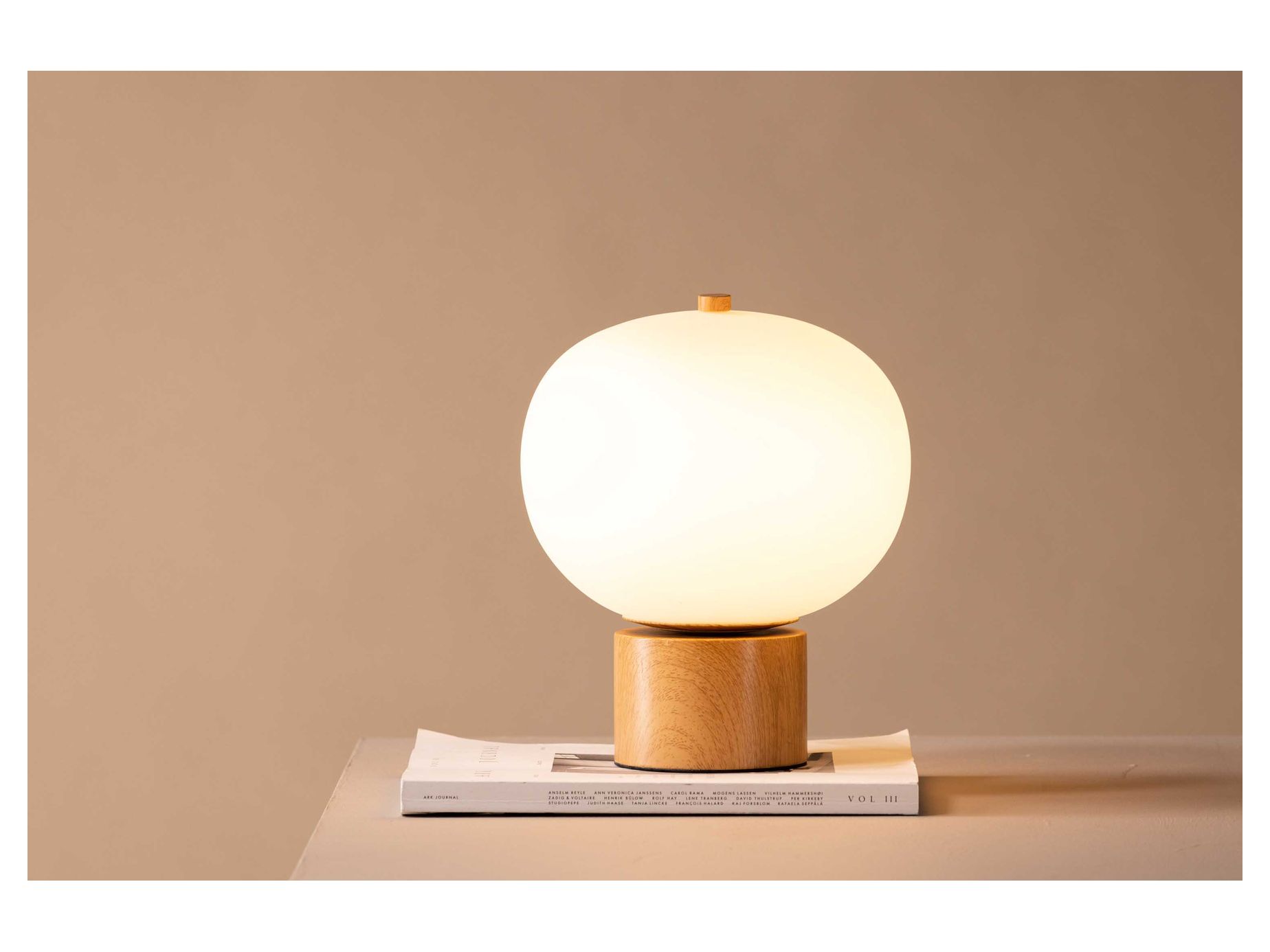 Cholet pöytälamppu