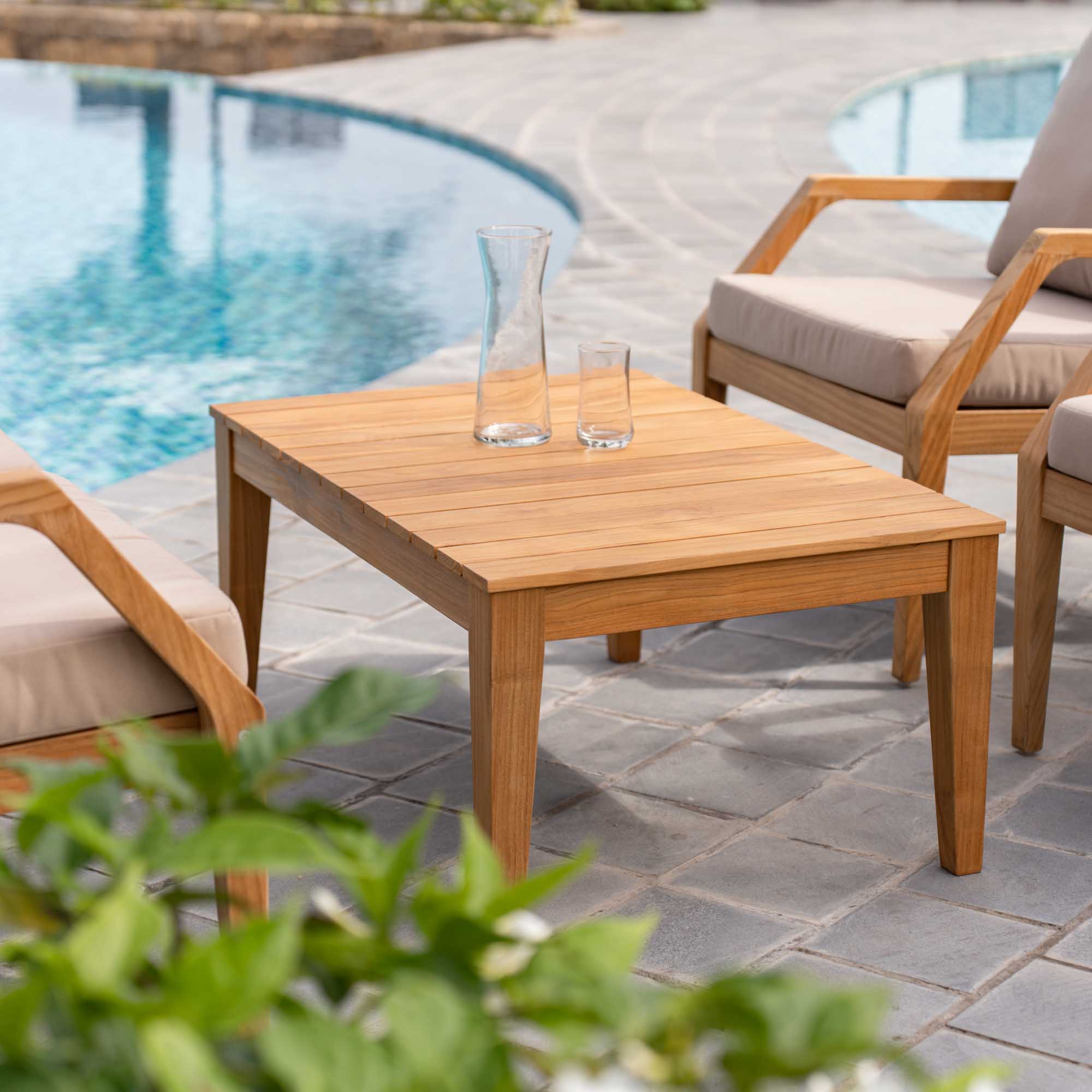 Gunnaröd loungebord