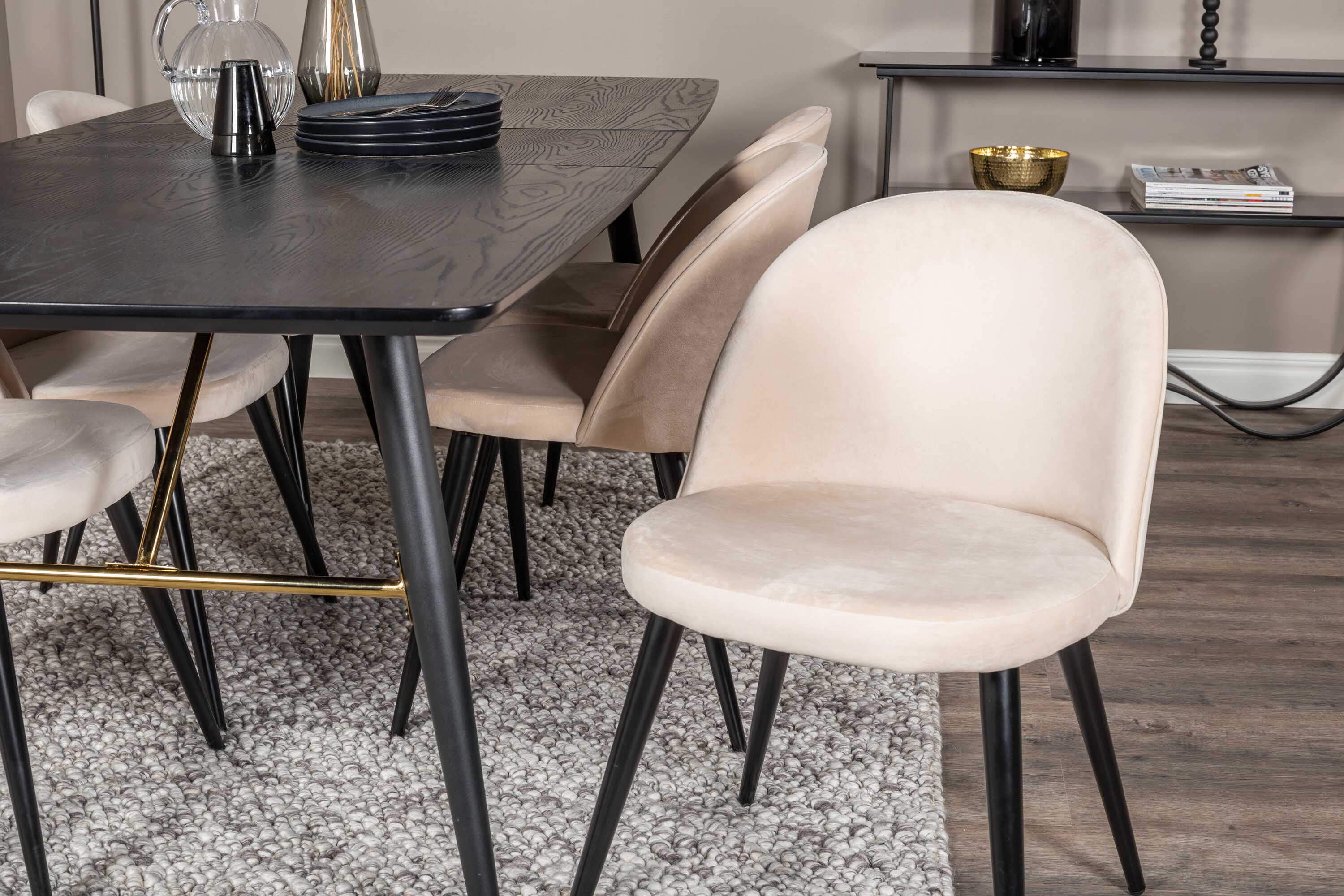 Black Veneer & Velvet ruokailuryhmä