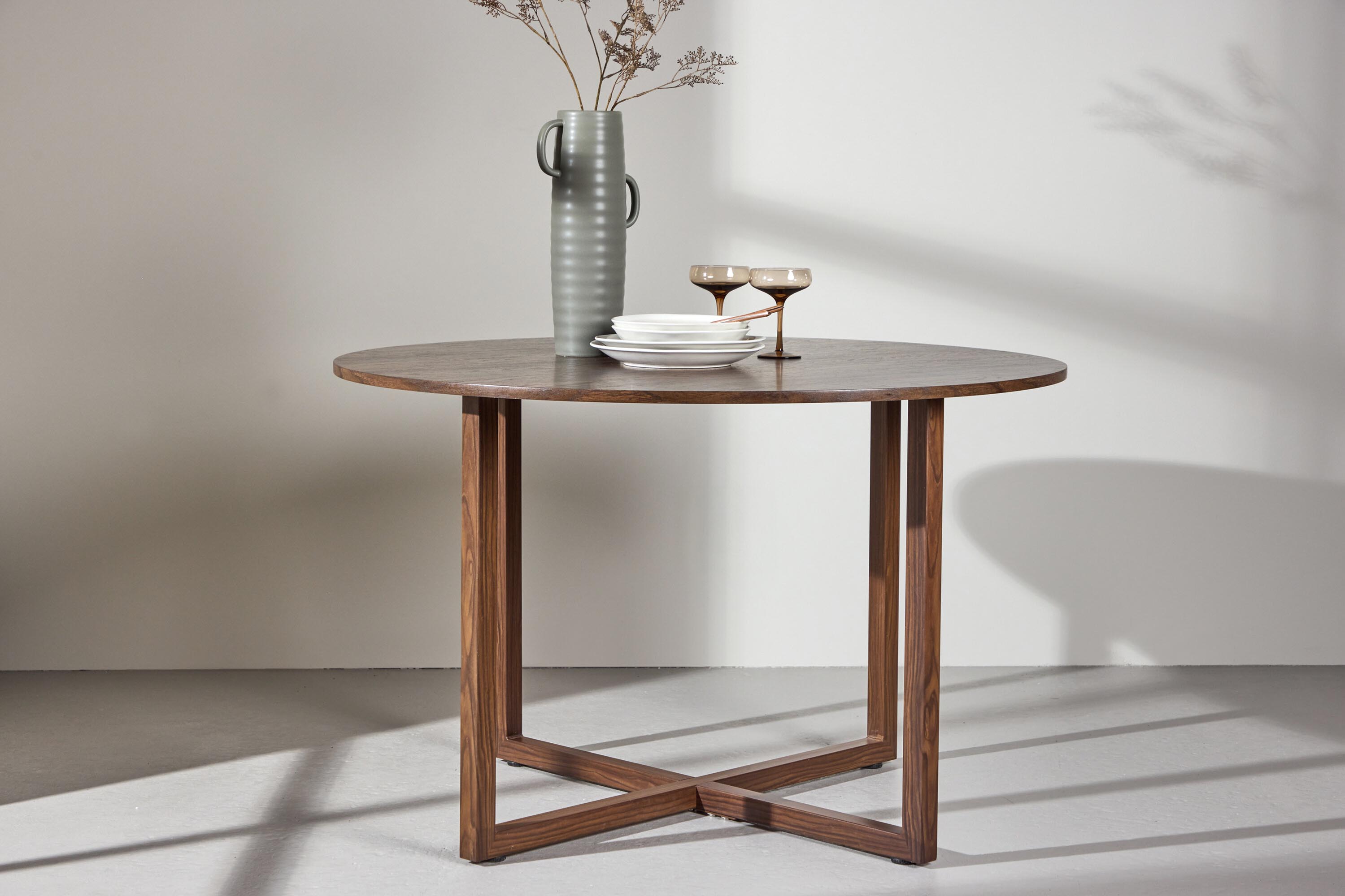 Durango ruokapöytä