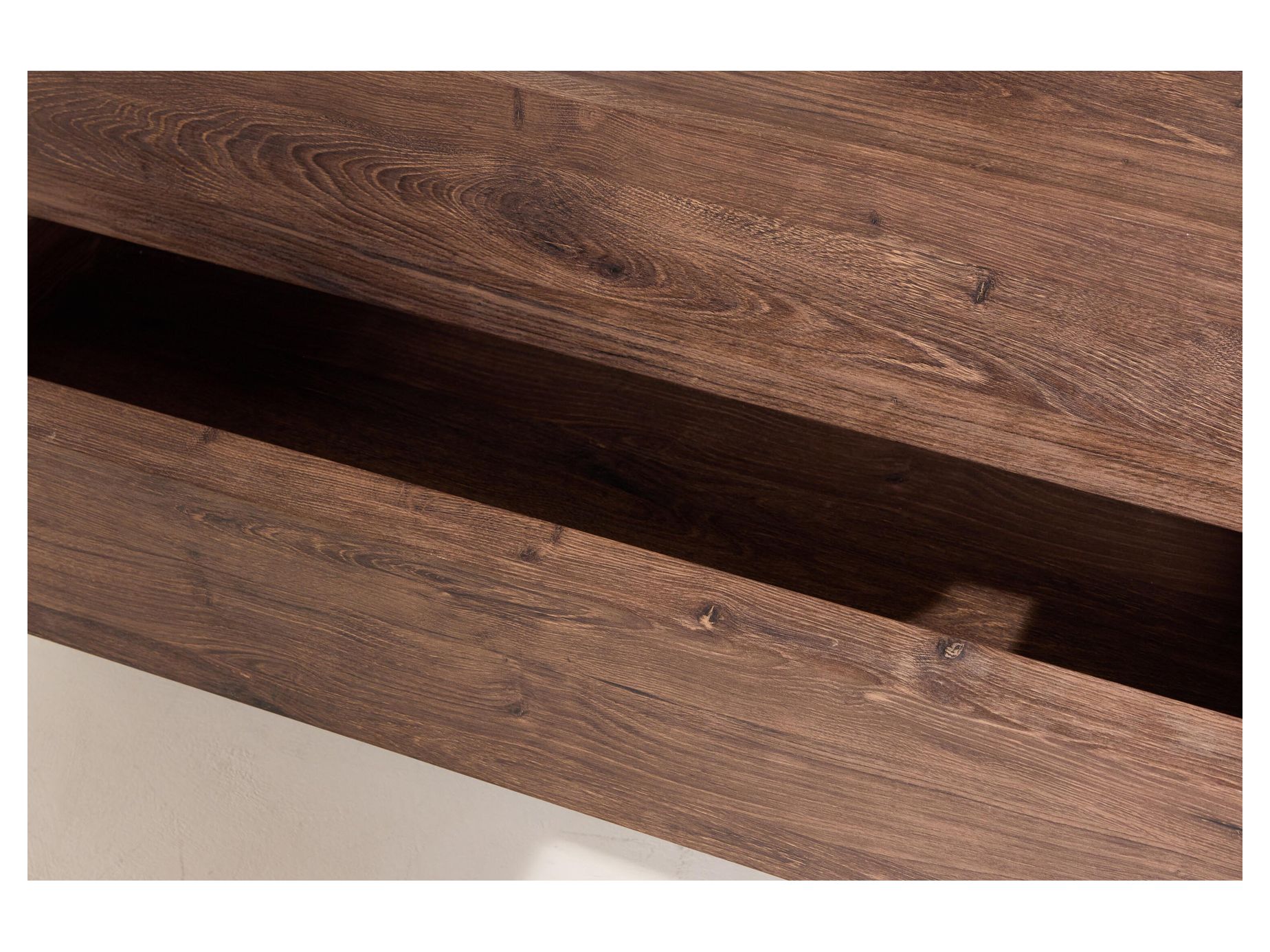 Noble bureau