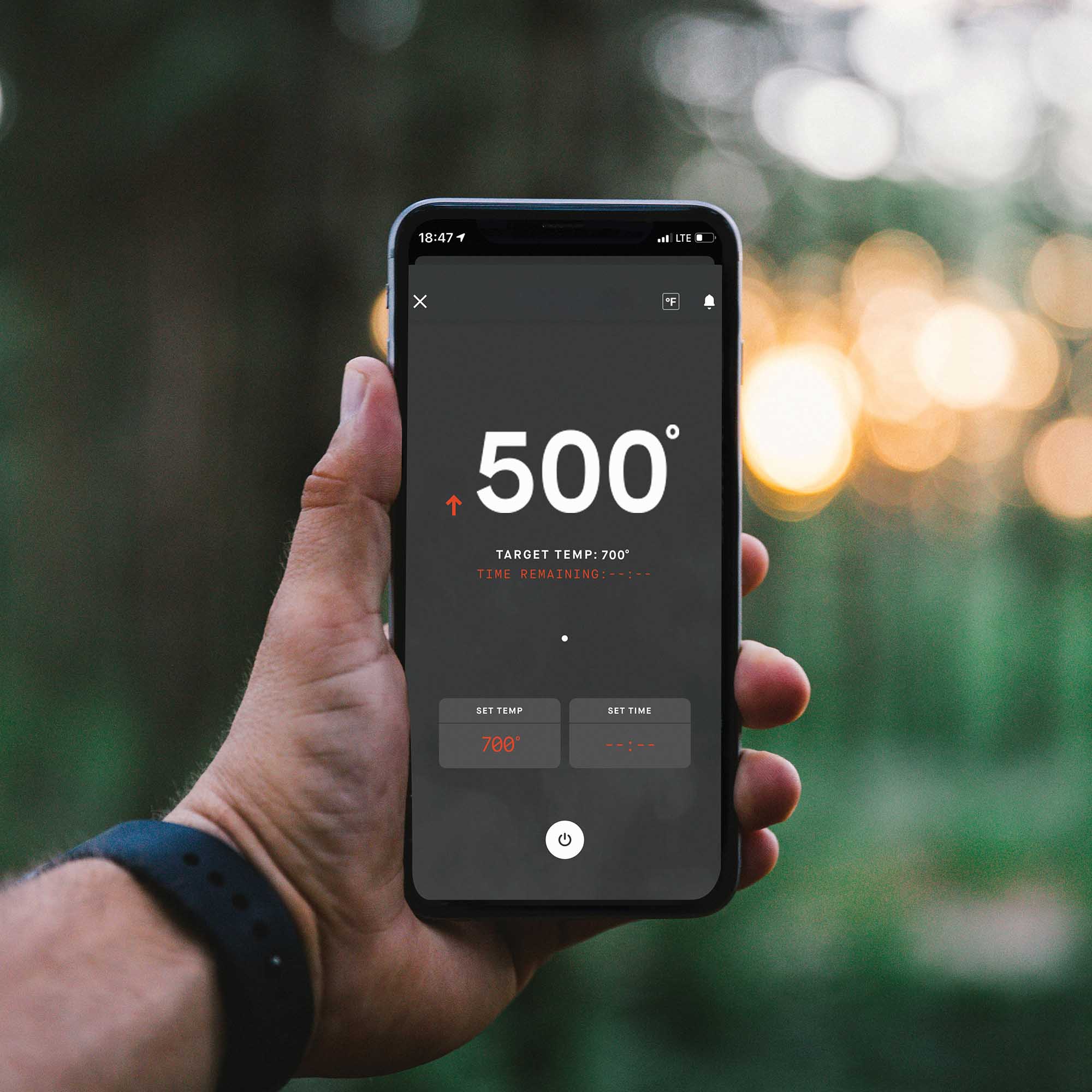Gravity Series 1050 digital kolgrill/rök