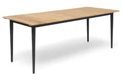 Lerdala ruokapöytä