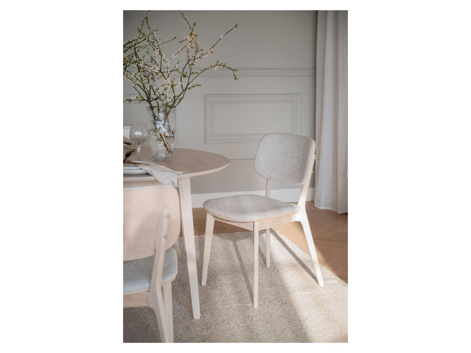 Barrett spisestuestol