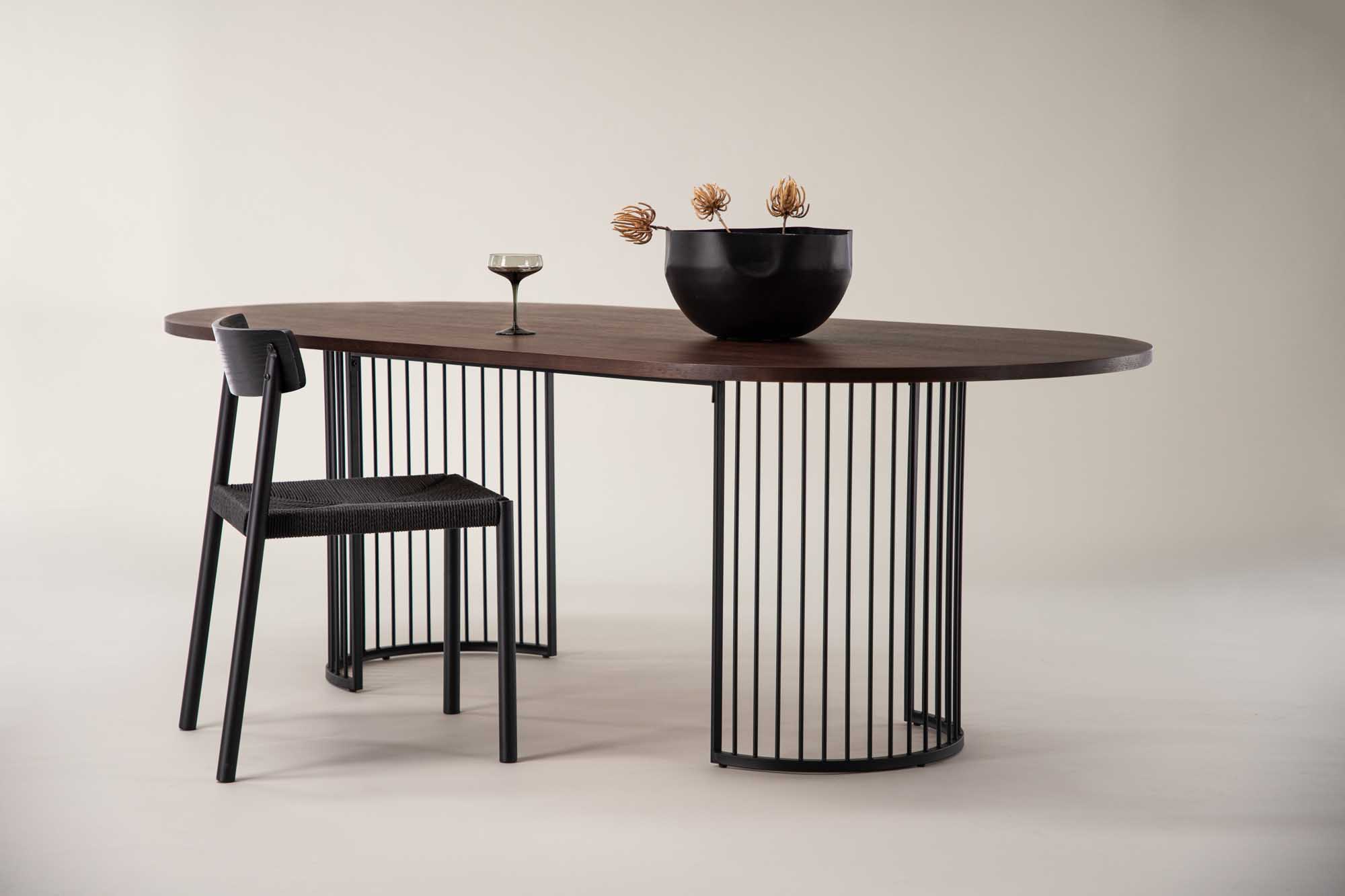 Hamneskär spisebord