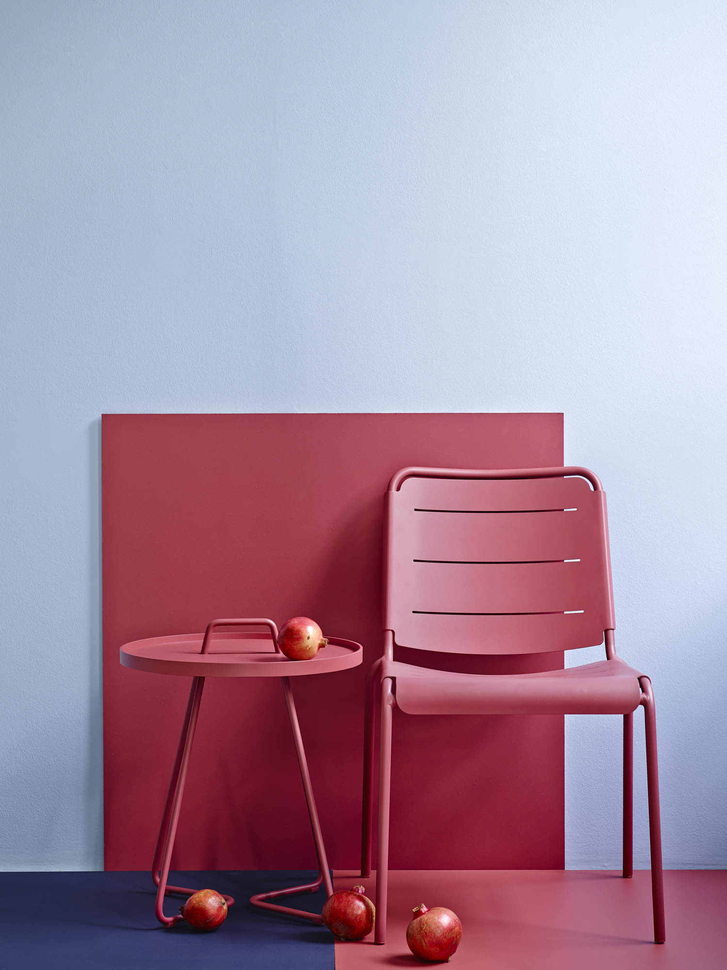 On-the-move sideboard