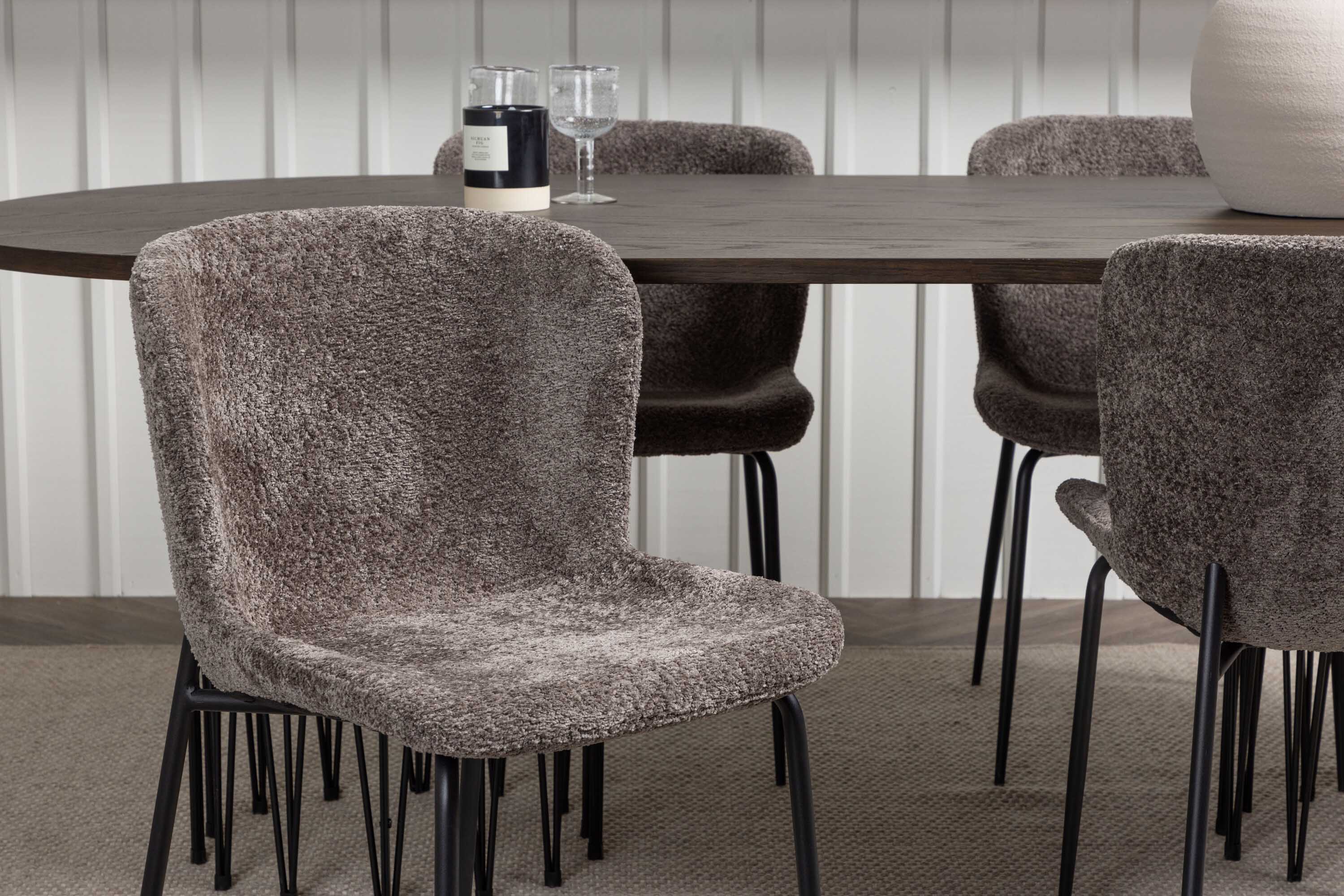 Stone oval & Modesto matgrupp