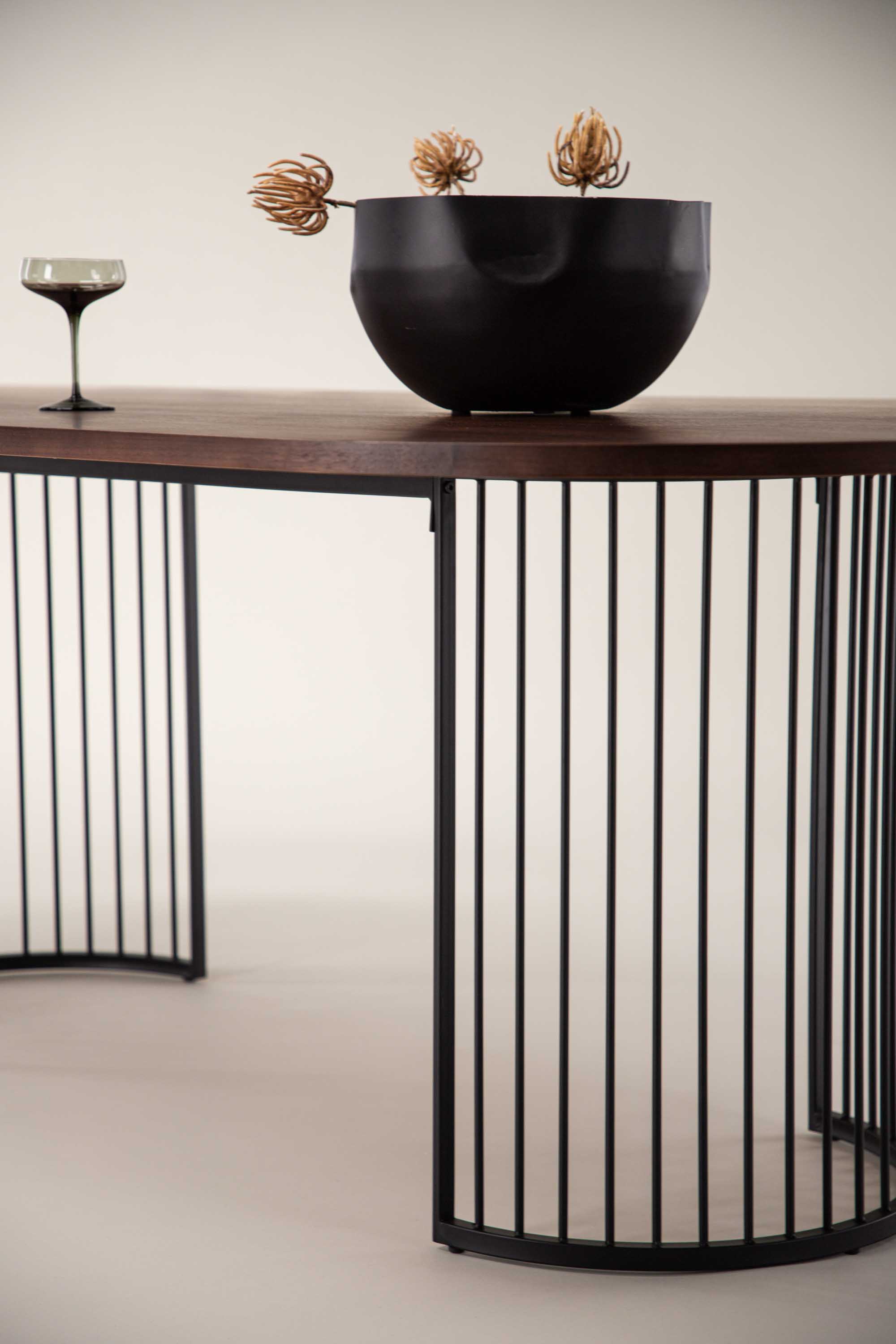 Hamneskär spisebord