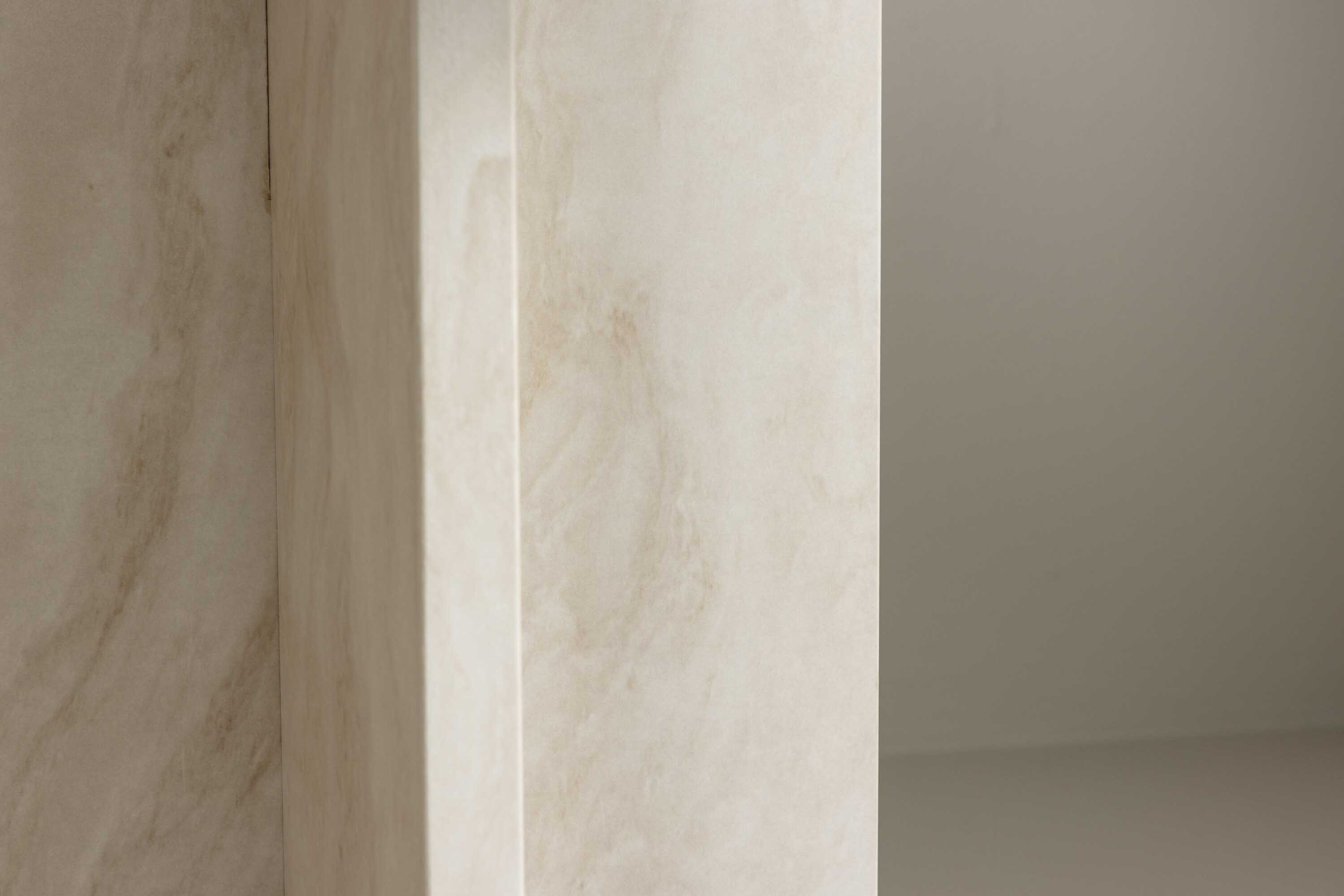 Ålesund sivupöytä