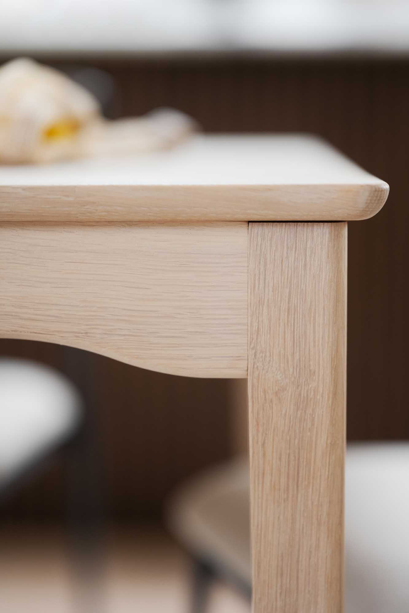 Markham ruokapöytä