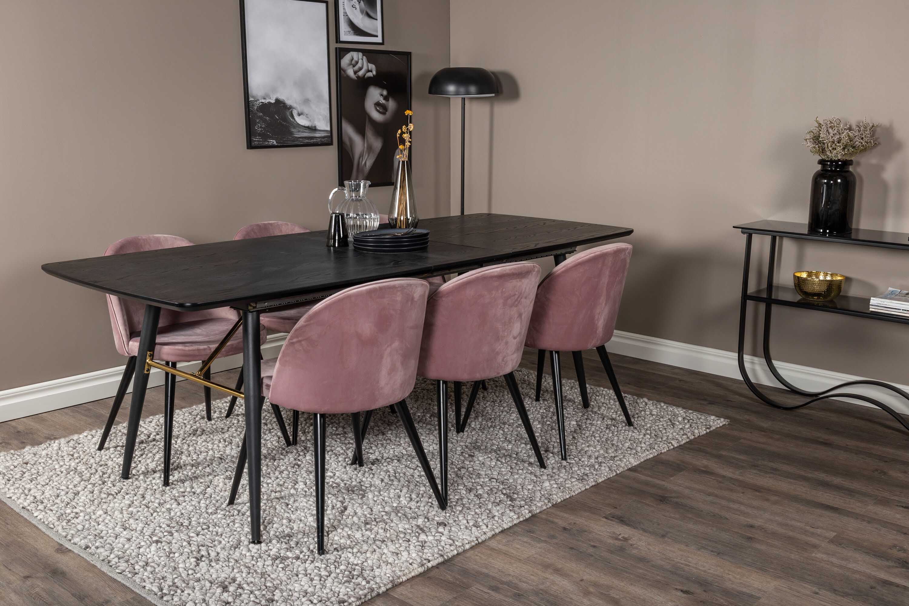 Black Veneer & Velvet matgrupp