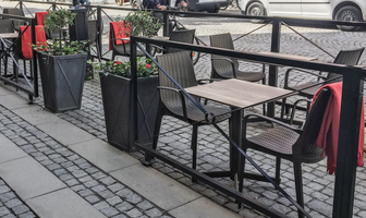 Stable Table